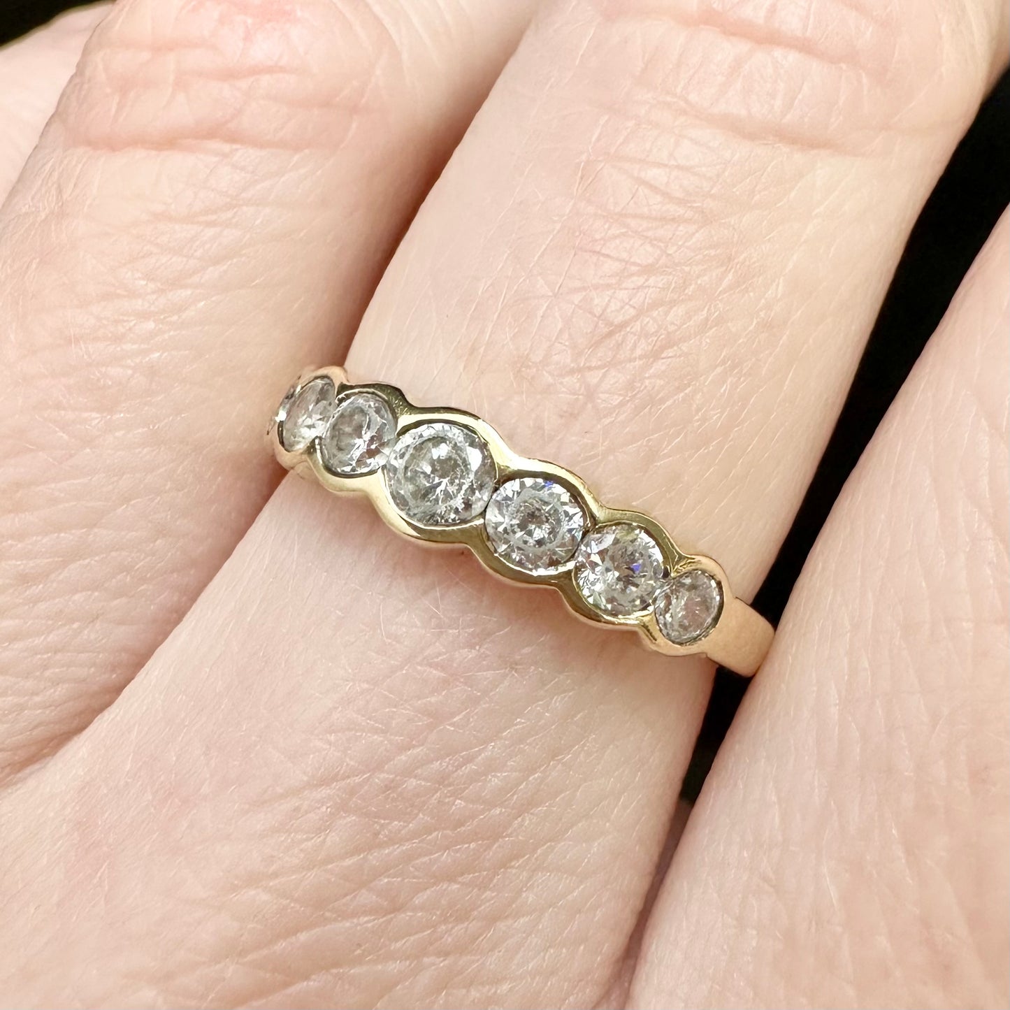 9Ct Yellow Gold .75Ct TW Diamond Simulant Graduating Band Ring Sz N 1/2