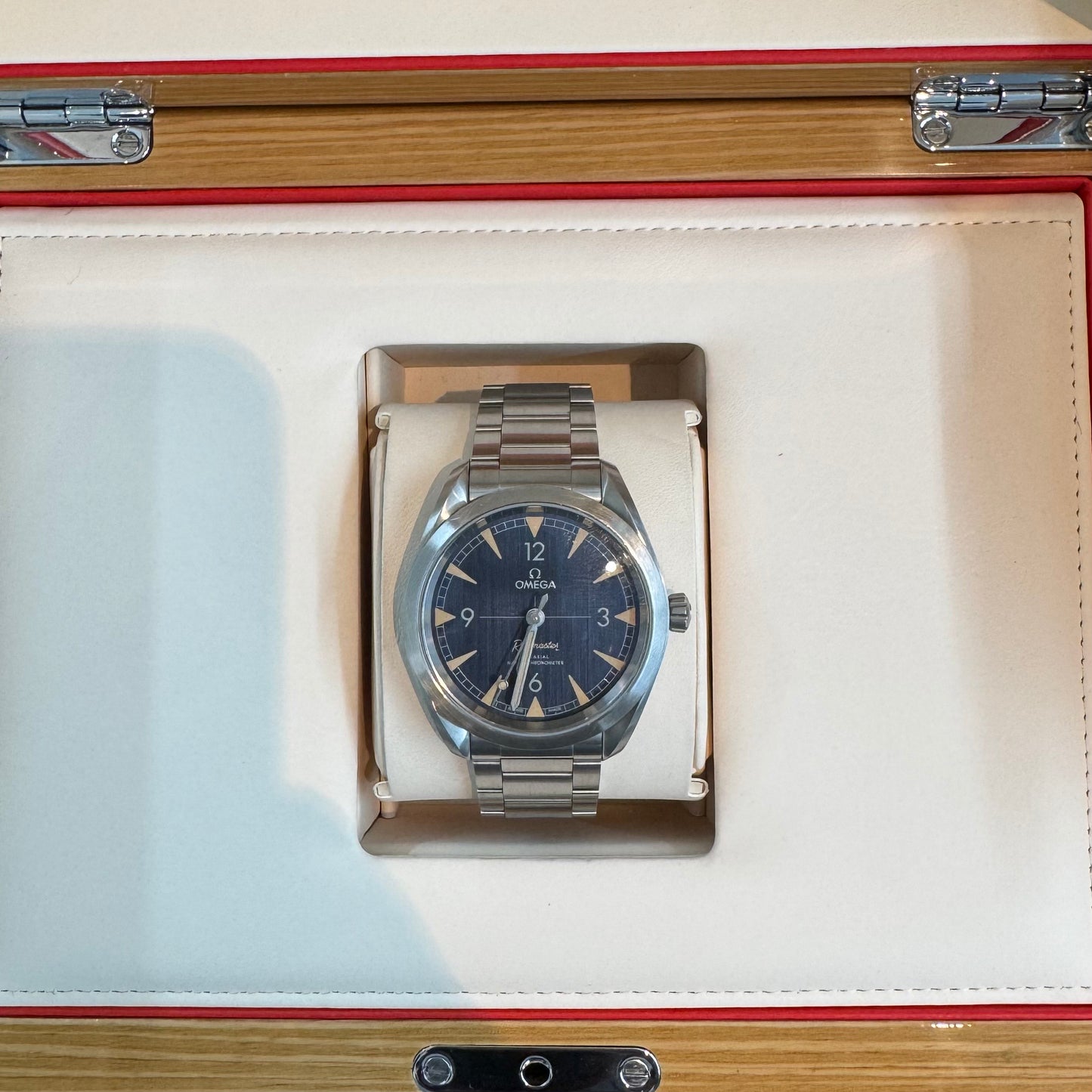 Omega Seamaster Railmaster Co-Axial Master Chronometer 220.12.40.20.01.001 Full Set