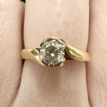 18Ct Yellow Gold Split Shank 0.47 TW Diamond Ring