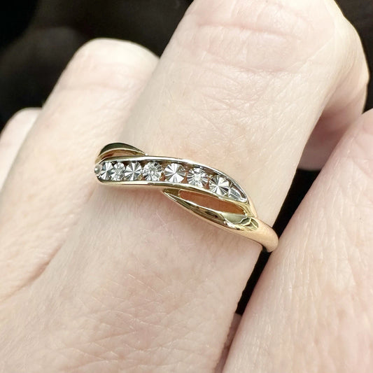 9Ct Yellow Gold Miracle Set Diamond Accent Crossover Ring Sz O