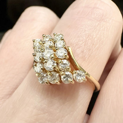 18Ct Yellow Gold Diamond Cluster Ring - 0.82 Carat TDW