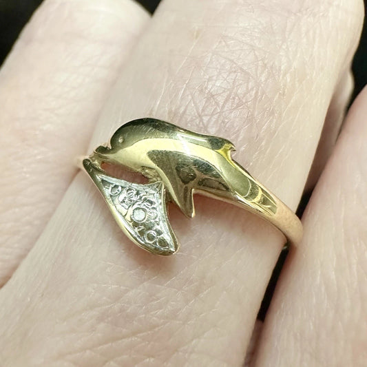 9Ct Multi-Tone Gold Dolphin Ring Sz O 1/2