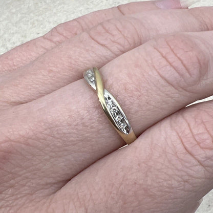 9Ct Two-Toned Gold Diamond Cross-Over Band Ring Sz O