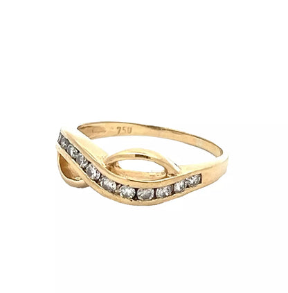 18Ct Yellow Gold Infinity .30 Carat TW Diamond Ring
