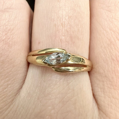 9Ct Yellow Gold Claw Set Blue Topaz Band Ring Sz O