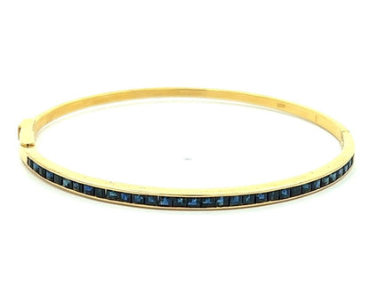 14Ct Yellow Gold Blue Sapphire Hinge Bangle