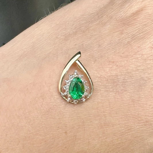 9Ct Yellow Gold Pear Cut Created Emerald Pendant