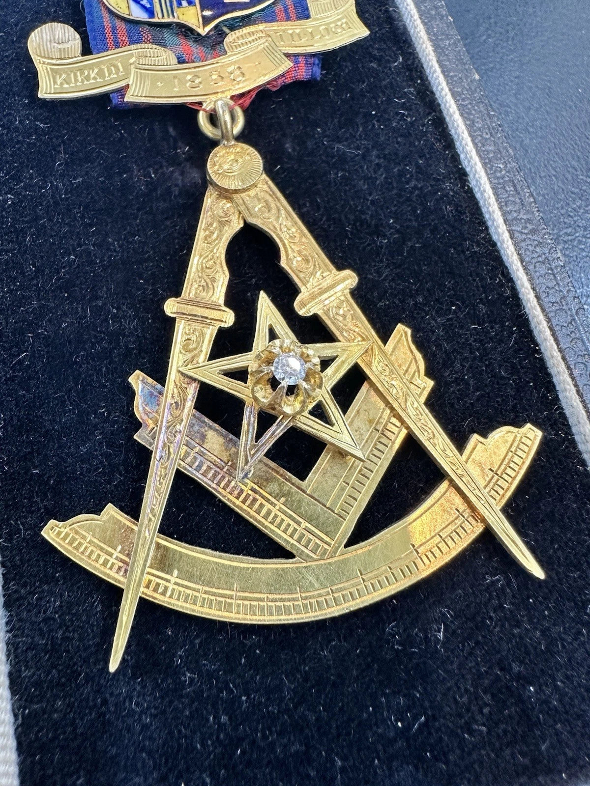 Vintage 14Ct Yellow Gold & .10 Carat Diamond Masonic Medal - Lodge Athole 1858