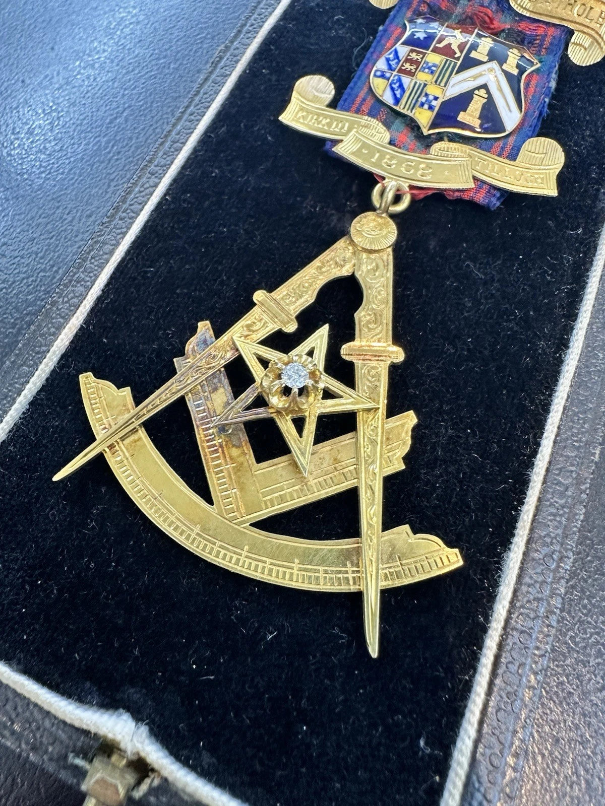 Vintage 14Ct Yellow Gold & .10 Carat Diamond Masonic Medal - Lodge Athole 1858