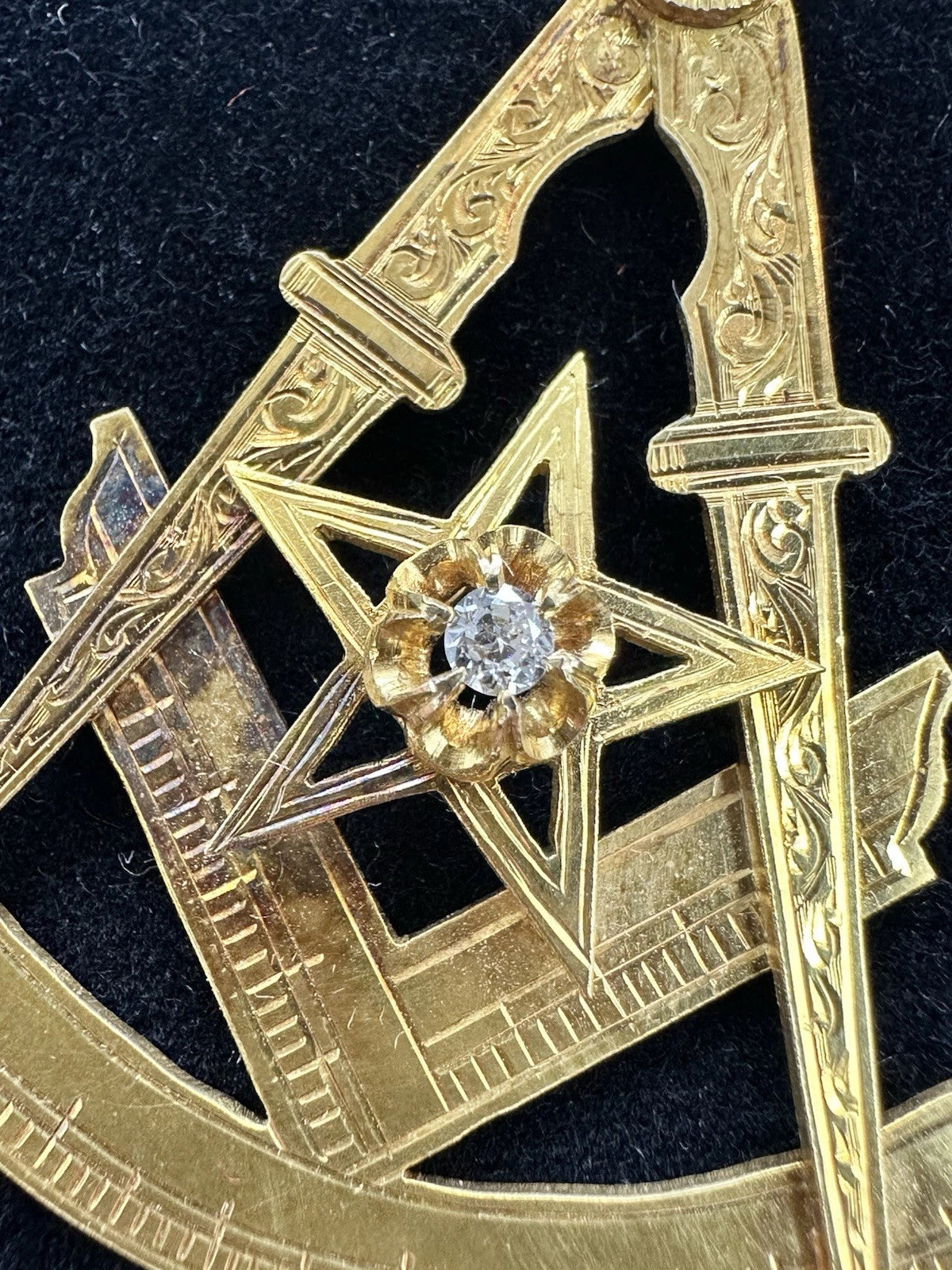 Vintage 14Ct Yellow Gold & .10 Carat Diamond Masonic Medal - Lodge Athole 1858