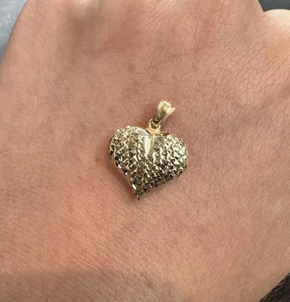 9Ct Yellow Gold Reflective Heart Pendant