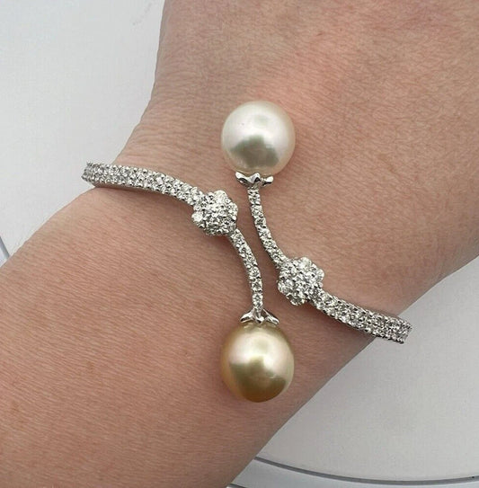 18Ct White Gold South Seas Pearl & 1.36 Carat TW Diamond Accent Hinged Bangle