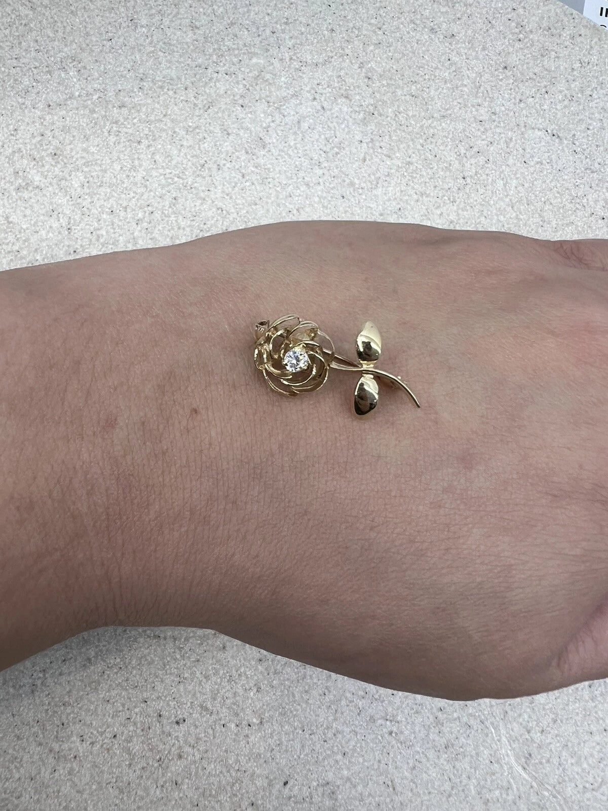 9Ct Yellow Gold CZ Accent Flower Brooch