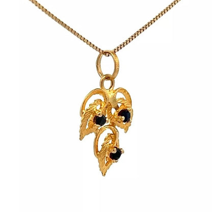 18Ct Yellow Gold Vintage Sapphire Set Floral Branch Charm Pendant