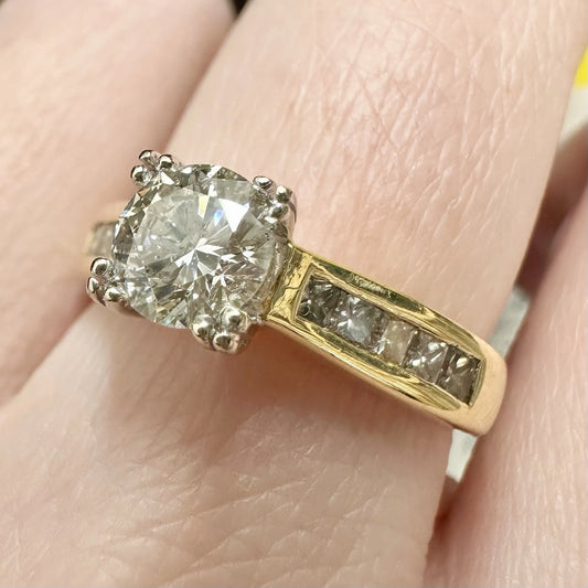 18Ct Yellow Gold Natural Diamond Solitaire Ring With Princess Accents