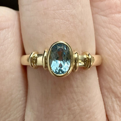18Ct Yellow Gold Bezel Set Blue Topaz Ring Sz O