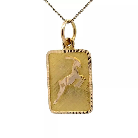 18Ct Yellow Gold Vintage Capricorn Zodiac Medallion Charm Pendant