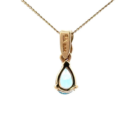 9Ct Yellow Gold Blue Topaz Pendant
