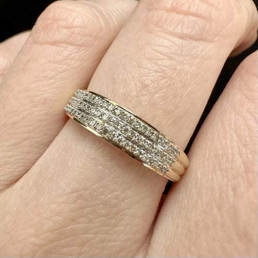 9Ct Yellow Gold .15Ct TW Diamond Band Ring Sz O