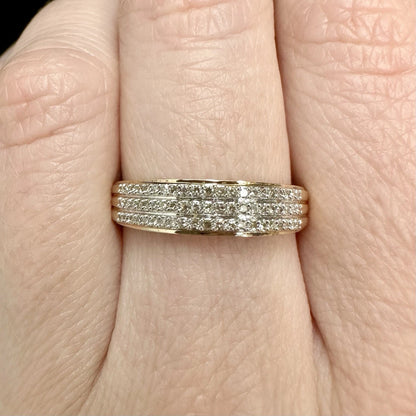 9Ct Yellow Gold .15Ct TW Diamond Band Ring Sz O