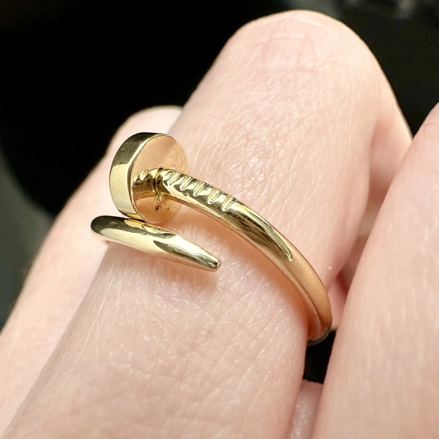 18Ct Yellow Gold Single Nail Coil Ring Sz M