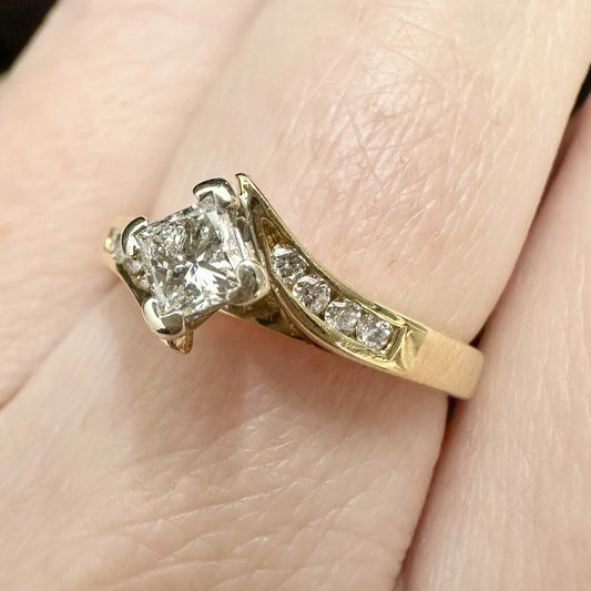 18Ct Yellow Gold Princess Cut Split Shank Diamond Ring Sz M