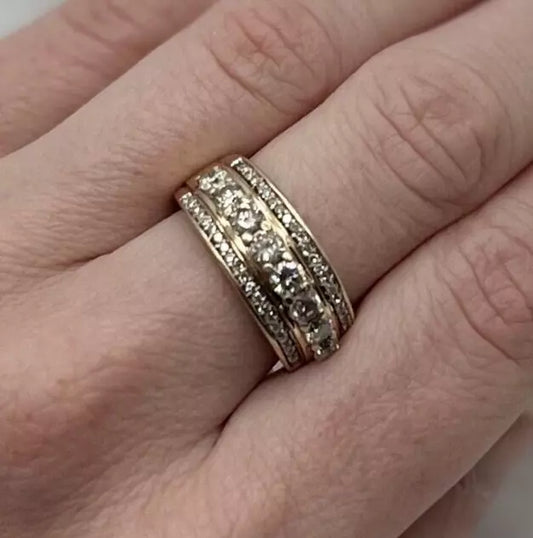 10Ct Yellow Gold 1 Carat TW Diamond Ring