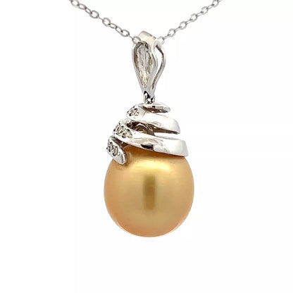 18Ct White Gold South Seas Pearl & 0.21 Carat TW Diamond Accent Pendant