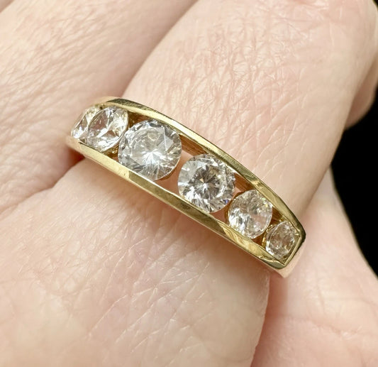 14Ct Yellow Gold Graduating 1.48Ct TW Diamond Simulant Band Ring Sz Q 1/2