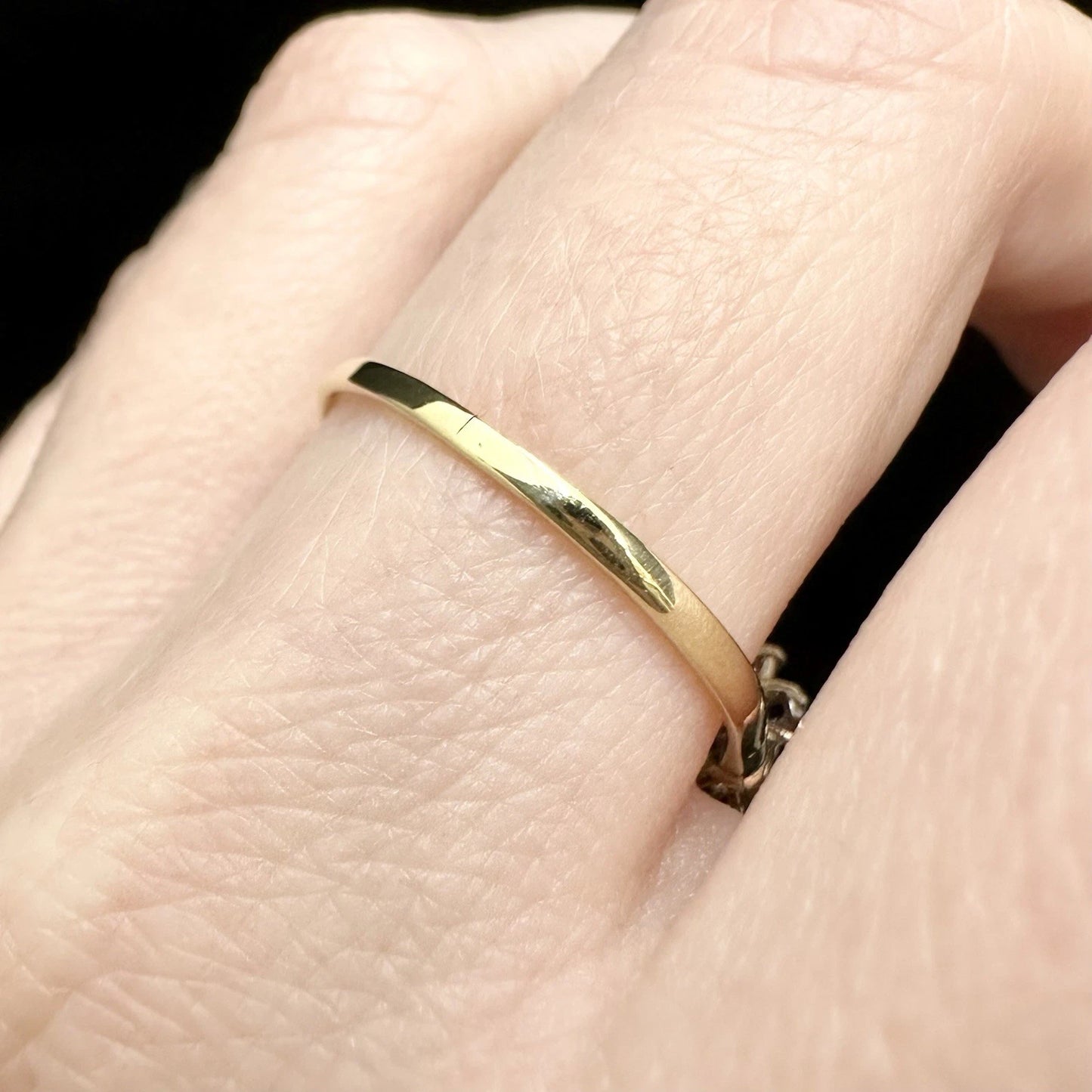 9Ct Yellow Gold Vintage Sapphire & .04Ct TW Diamond Ring Sz S