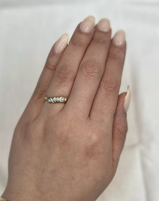 9Ct Yellow Gold Diamond Split Shank Ring