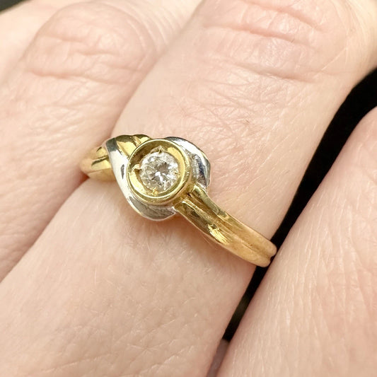 18Ct Two-Toned Gold 0.09 Carat TW Diamond Ring Sz M