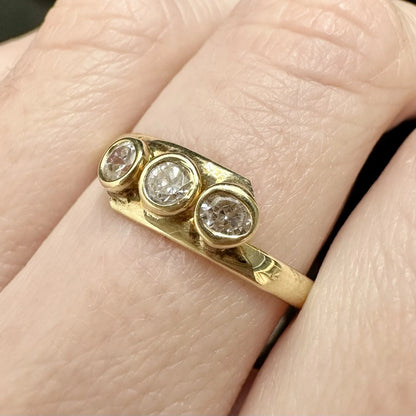 14Ct Yellow Gold .34Ct TW Diamond Simulant Trilogy Split Shank Ring Sz P 1/2