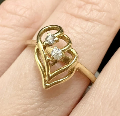 18Ct Yellow Gold Vintage Triple Heart .06 TW Diamond Simulant Ring Sz L 1/2
