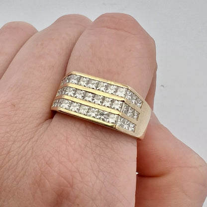 18Ct Yellow Gold 1.02 Carat TW Diamond Men's Signet Ring - Sz S 1/2 VAL INCLUDED