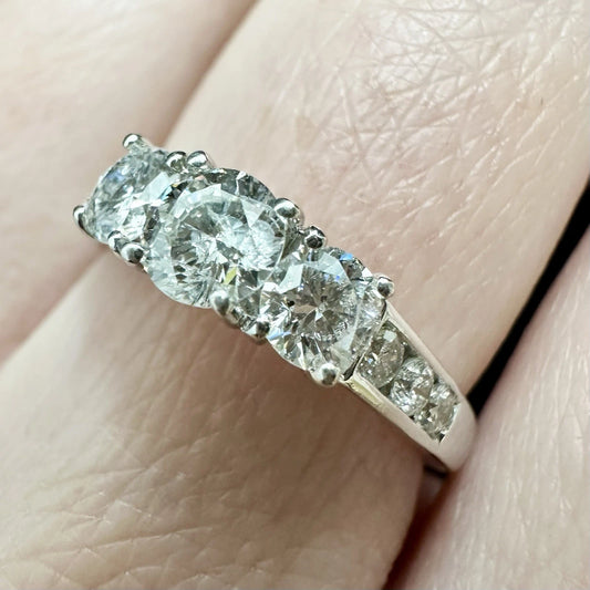 14Ct White Gold 1.00 Carat TW Diamond Trilogy Ring Sz M 1/2