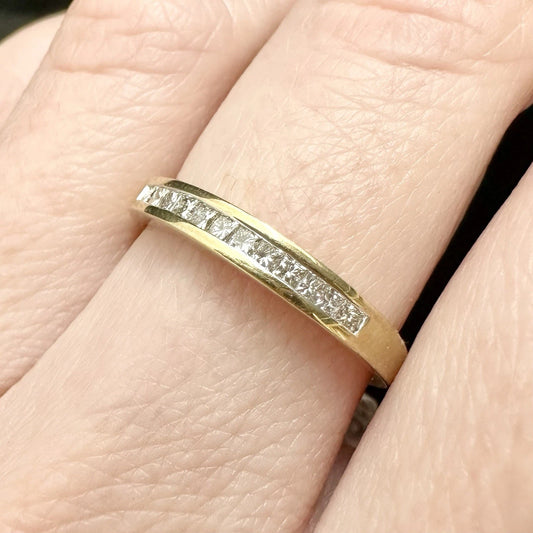 9Ct Yellow Gold Princess Cut Half Eternity 1/4 Carat TW Diamond Ring Sz N