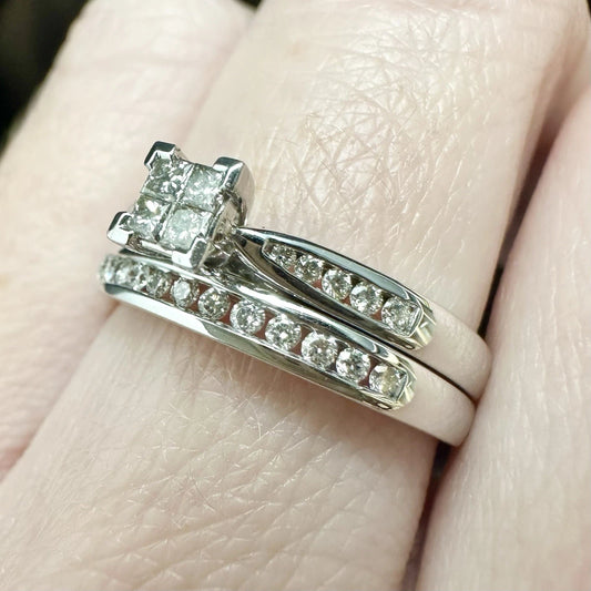 9Ct White Gold 0.33 Carat TW Diamond Bridal Ring Set