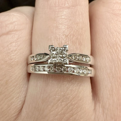9Ct White Gold 0.33 Carat TW Diamond Bridal Ring Set