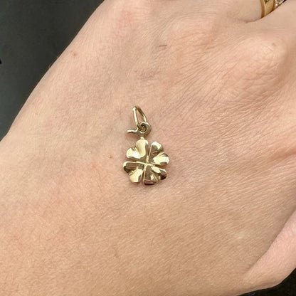 9Ct Yellow Gold Four Leaf Clover Pendant