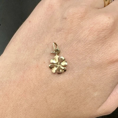 9Ct Yellow Gold Four Leaf Clover Pendant